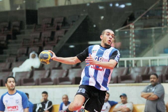 لاعب الشباب فهد الزيد امامه مهمة صعبة اليوم مع القرين