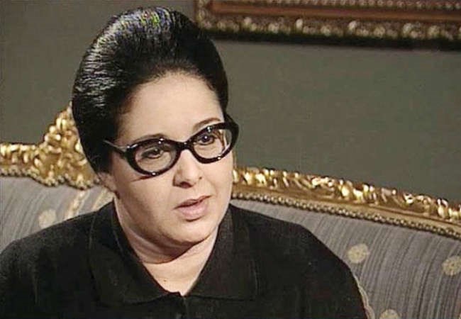 صابرين في شخصية ام كلثوم
