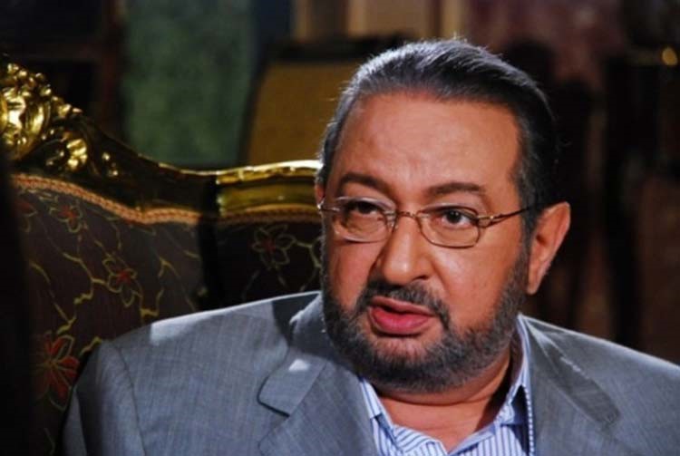 لأول مرة .. نور الشريف يرد على شائعة وفاته بنفسه بطريقة "مؤثرة"