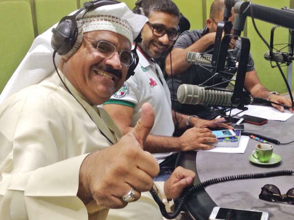 داود حسين ومايك مبلتع وابتسامة وتحية﻿