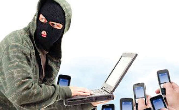 رسائل واتصالات للفوز بمبالغ ضخمة.. والجوائز مثل «بيض الصعو»!