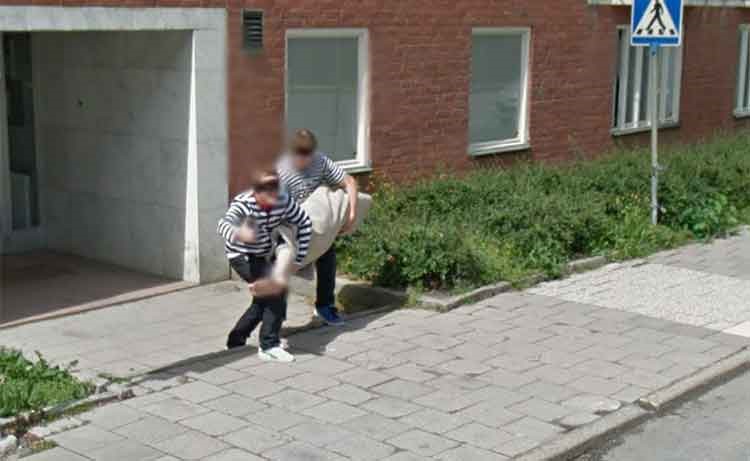 أغرب الصور الملتقطة بعدسة "غوغل" في مشروع "Street View"