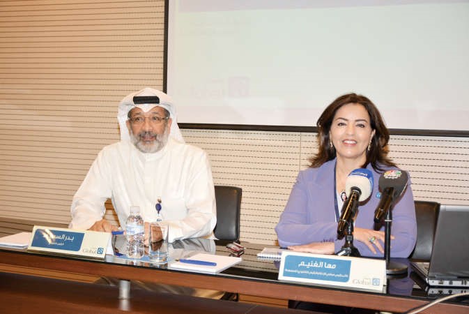 مها الغنيم وبدر السميط خلال المؤتمر الصحافي ريليش كومار