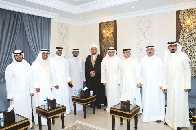  عبد الله الكندري يقدم التهاني 