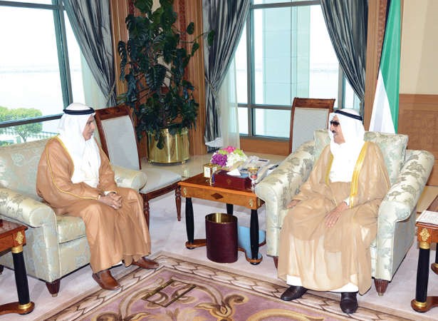 صاحب السمو الامير الشيخ صباح الاحمد مستقبلا صالح الفضالة ﻿