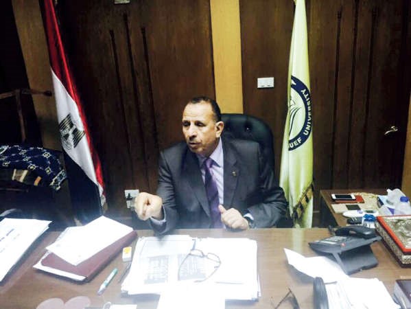 داحمد عبدالخالق﻿