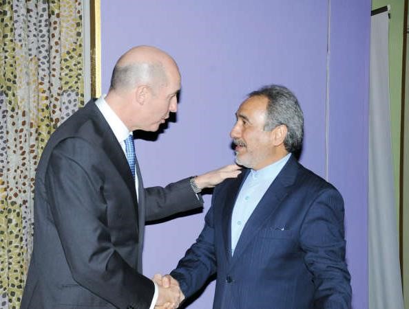 القائم بالاعمال الايراني حسن زرنكار مباركا 