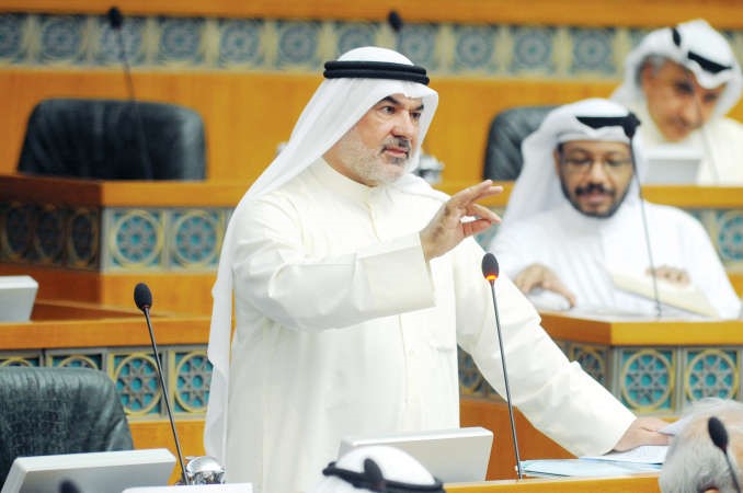صالح عاشور
