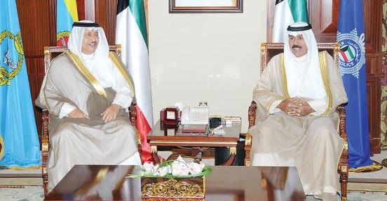 سمو ولي العهد الشيخ نواف الاحمد مستقبلا سمو رئيس مجلس الوزراء الشيخ جابر المبارك 