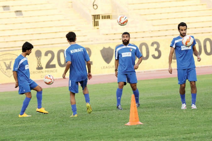 الازرق يواجه الاردن ويفكر في لبنان