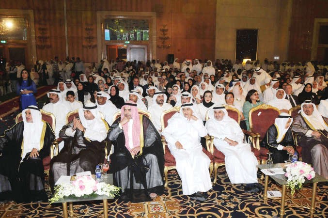 الشيخ محمد عبدالله والشيخ خالد الفهد ومبارك المطوع ودهيثم الاثري وفهد الغيص في مقدمة الحضور محمد خلوصي