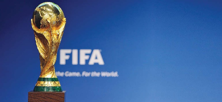 «فيفا»:  لن نتكهن بالسيناريوهات المحتملة لمونديالي روسيا وقطر