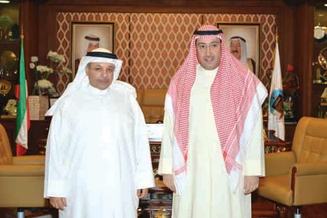 الشيخ فيصل الحمود ودبوس الدبوس﻿