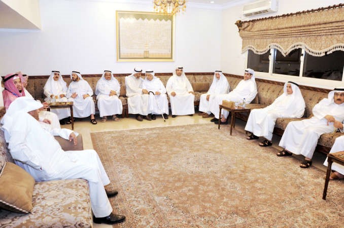 مهنئون بمناسبة نجاح صلاح يوسف اللهو في انتخابات جمعية الشامية والشويخ التعاونية﻿