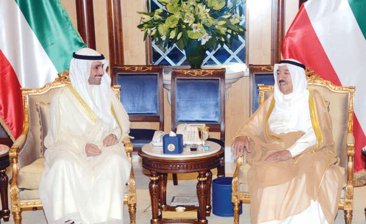 صاحب السمو الامير الشيخ صباح الاحمد مستقبلا رئيس مجلس الامة مرزوق الغانم﻿