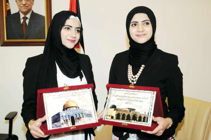  المتفوقتان شيماء ومريم جودة