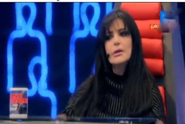 بالفيديو.. نضال الأحمدية تكشف اسم فنانة مشهورة وراء محاولة قتلها