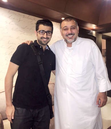 الكاتب محمد الكندري مع حسن البلام﻿