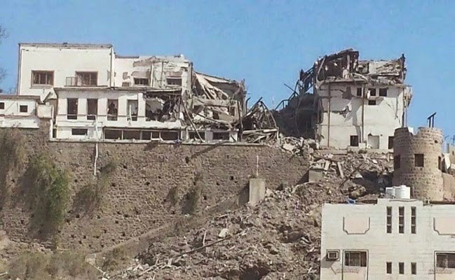 مصدر سياسي يمني: الحوثيون رفضوا الذهاب إلى جنيف والطائرة الأممية غادرت صنعاء بدونهم