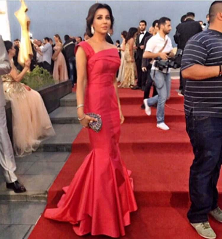 الاعلامية رابعة الزيات