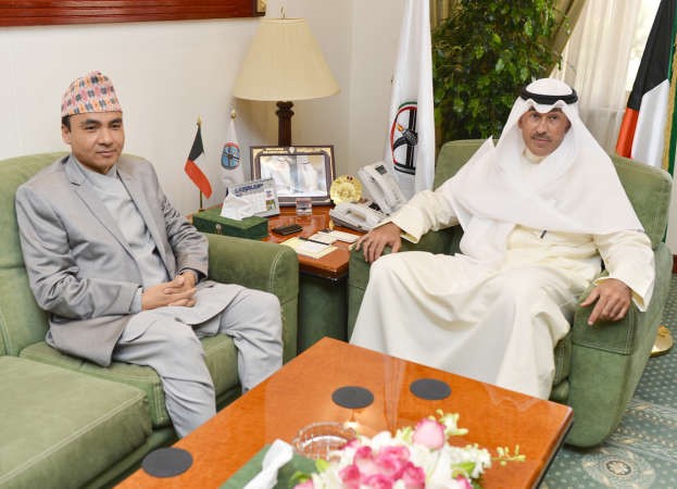 الشيخ فواز الخالد مستقبلا السفير ياجيا بهادور هامال ﻿