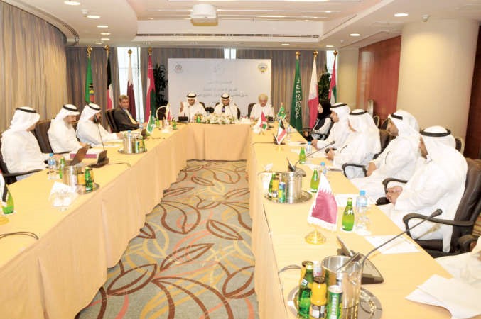 جانب من الاجتماع احمد علي