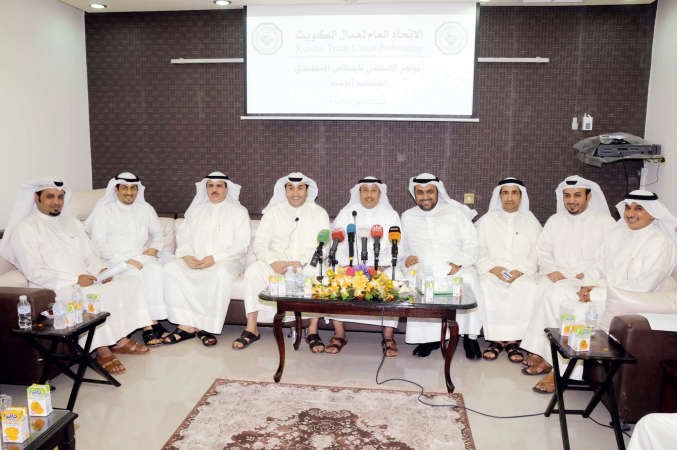 المتحدثون خلال المؤتمر محمد خلوصي