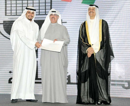 تكريم المعد نايف النعمة﻿