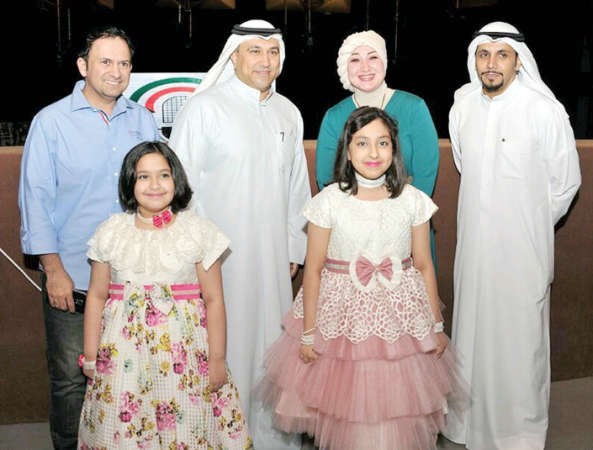 فريق برنامج اطفال FM﻿