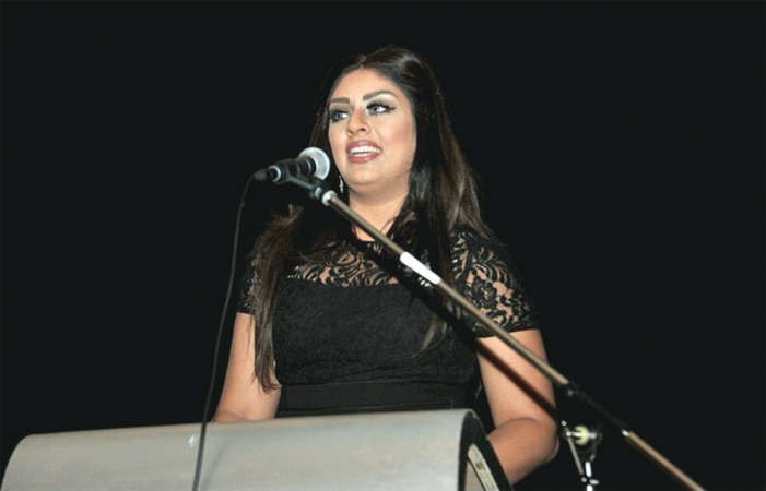 عريفة الحفل مونيا الحجي﻿
