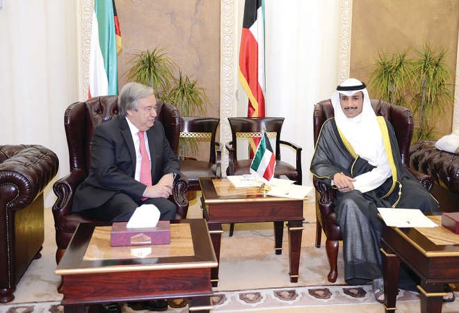 رئيس مجلس الامة خلال استقباله المفوض السامي لشؤون اللاجئين