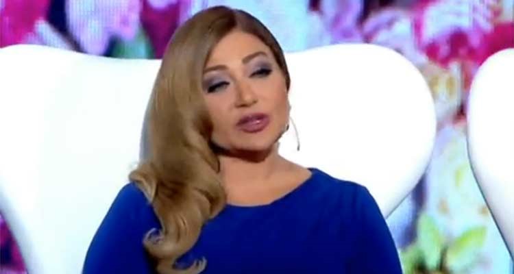 بالفيديو.. ليلى علوي تبدأ بالبكاء في برنامج "مذيع العرب" ومنى ابو حمزة تتابع!