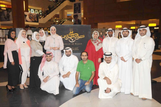 عدد من المشاركين في المعرض﻿