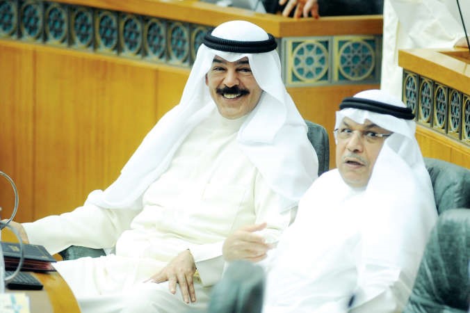 الشيخ خالد الجراح والشيخ محمد الخالد اثناء الجلسة﻿