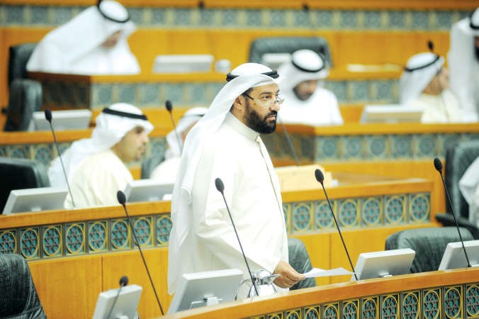 دعلي العمير متحدثا﻿