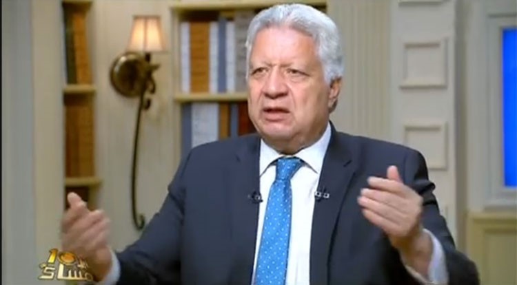بالفيديو.. مرتضى منصور يقلد الراقصة "برديس" على الهواء