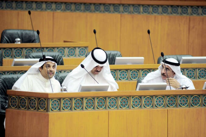 ماحمد الجسار والشيخ سلمان الحمود ويعقوب الصانع
﻿