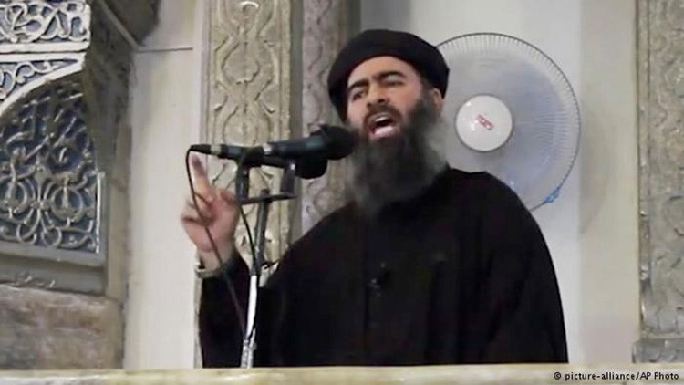 "داعش" يمنع صلاة التراويح ويتوعد من يقيمها بالجلد