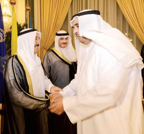 صاحب السمو الامير الشيخ صباح الاحمد يتلقى التهنئة برمضان من عبدالرحمن العنجري