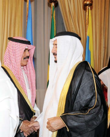 سمو ولي العهد يتلقى تهنئة فيصل الدويش