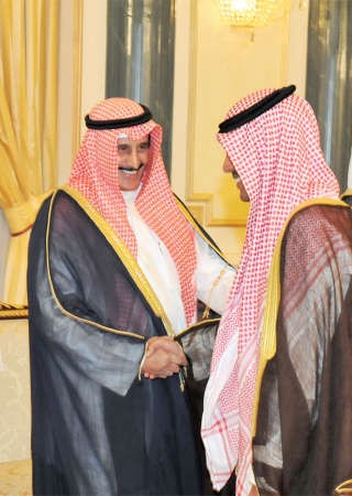 الشيخ د ابراهيم الدعيج يتلقى التهاني