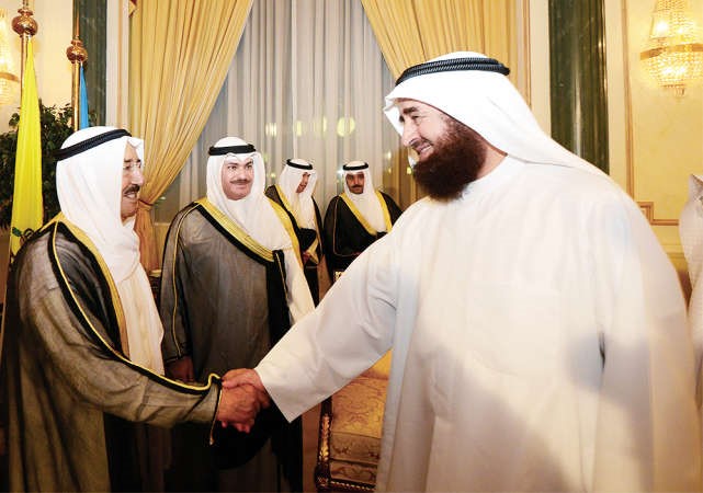 صاحب السمو خلال لقائه دوائل الحساوي ﻿