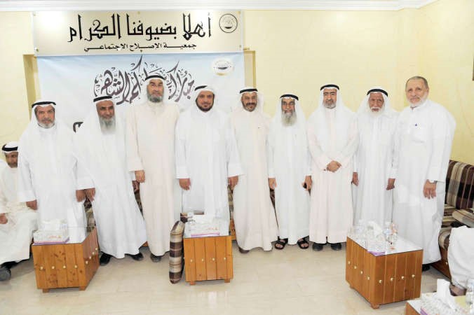 حمود الرومي ودناصر الصانع وعبد الله العتيقي ويحيى العقيلي وعدد من المهنئين خلال حفل الاستقبال	هاني عبدالله﻿