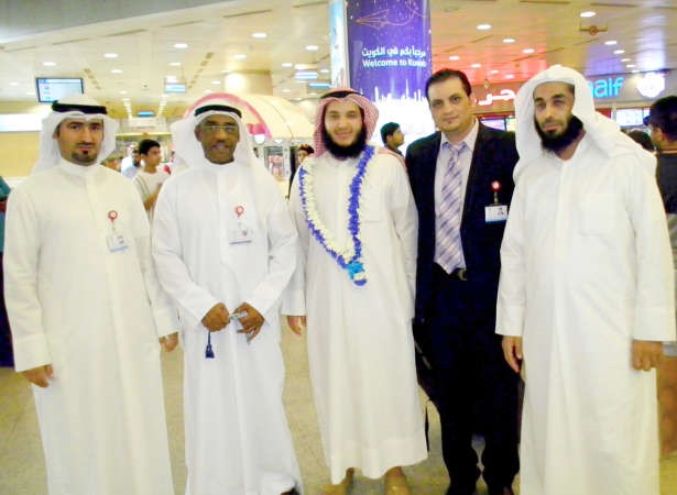 الفائز عثمان الشعلان واعضاء الوفد﻿