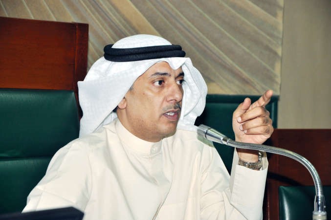 مهلهل الخالد مترئسا الجلسة ﻿