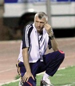كاظمة بانتظار مدربه الجديد الروماني فلورين ماتروك﻿