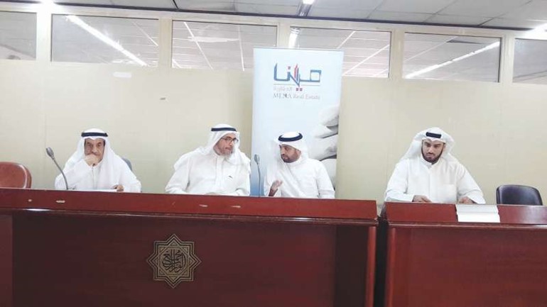 فؤاد العمر خلال ترؤسه عمومية الشركة﻿