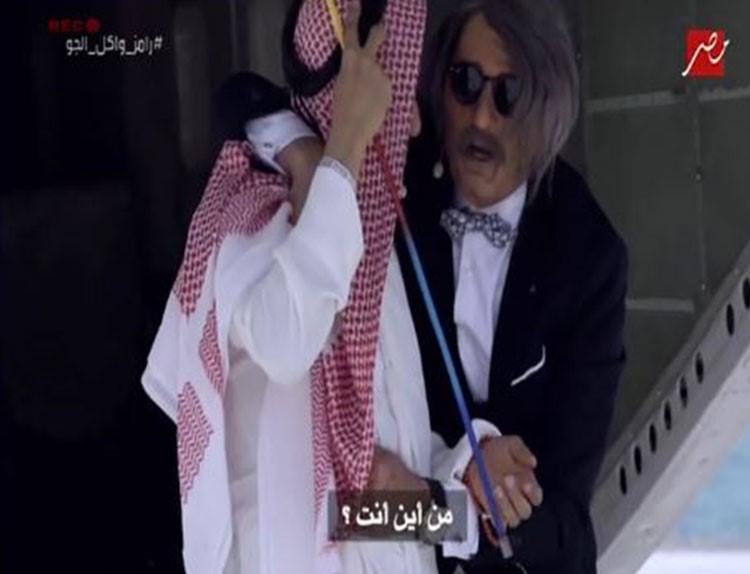 بالفيديو والصور.. عبدالله بالخير يسجل أغرب رد فعل ببرنامج "رامز واكل الجو"