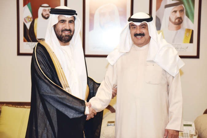 خالد الجار الله مهنئا السفير الاماراتي رحمة الزعابي﻿