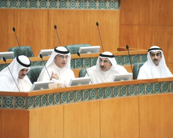 ديوسف العلي وماحمد الجسار ومبارك الحريص والشيخ سلمان الحمود

